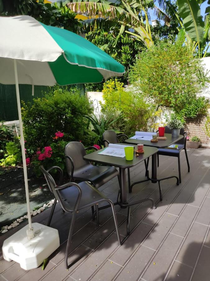 Sunny Orange Garden Apartment In Central Lisbon Exterior photo